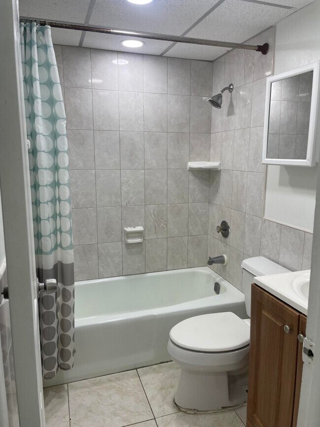 Foto del edificio - 628 NW 13th St