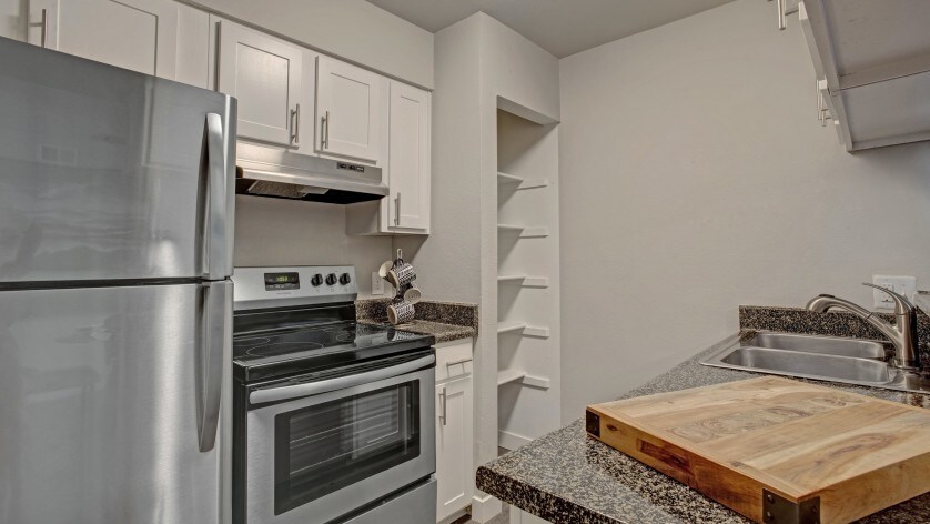 The Lodge On 84th Apartments Federal Heights Co Apartments Com