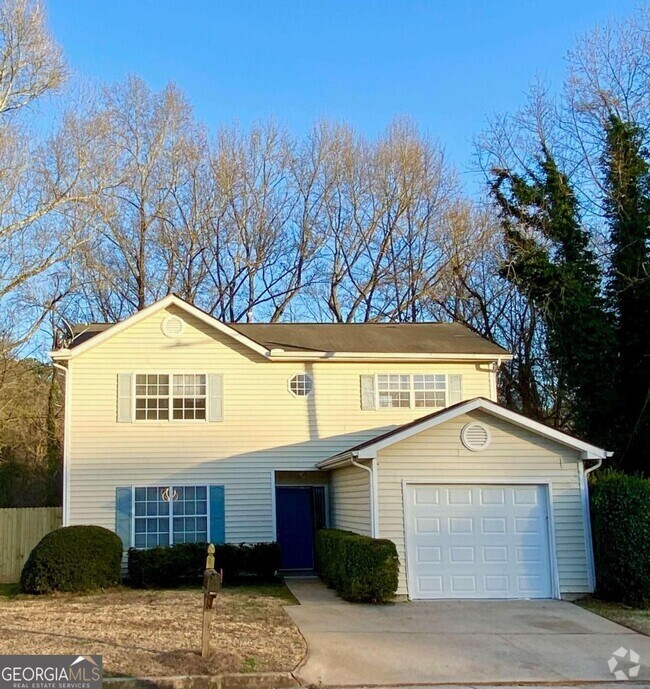 Peachcrest Trace Apartments for Rent with Parking Decatur, GA 2