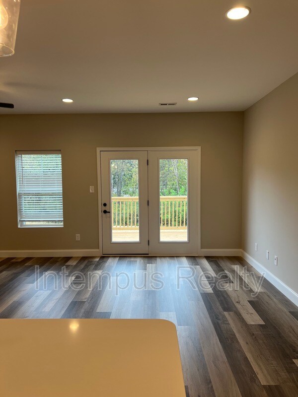 Foto del edificio - 4036 Ivy Brook Way