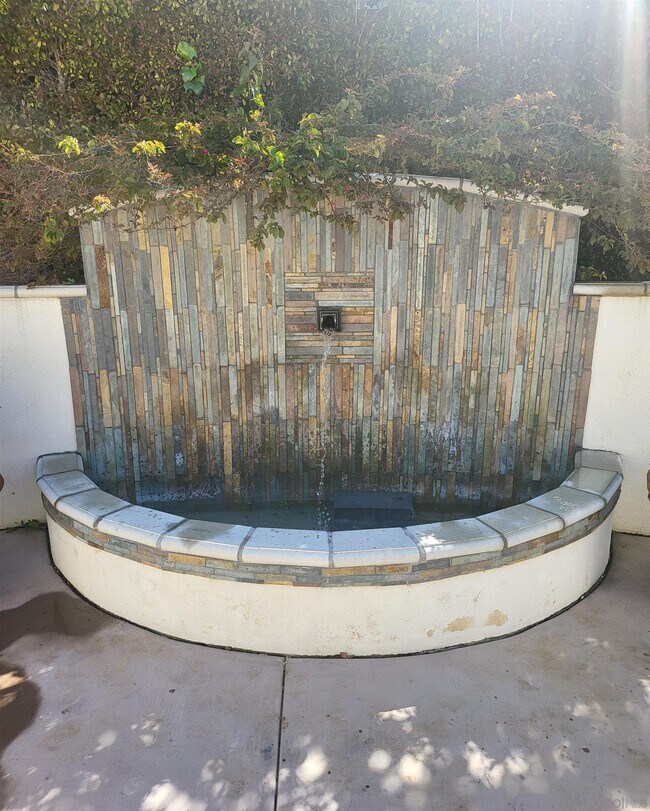 Building Photo - 7351 Romero Ct