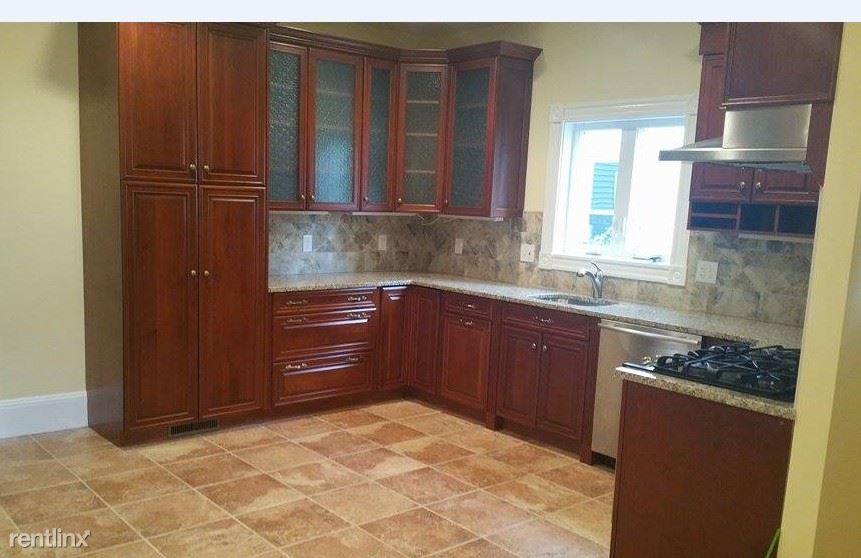 Foto principal - 127 Franklin St