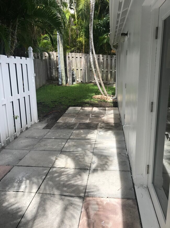 Private Patio - 1225 George Bush Blvd