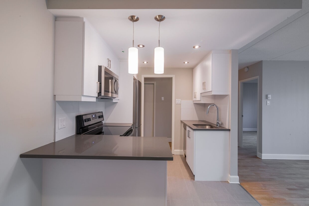 Primary Photo - Les Appartements St Lambert