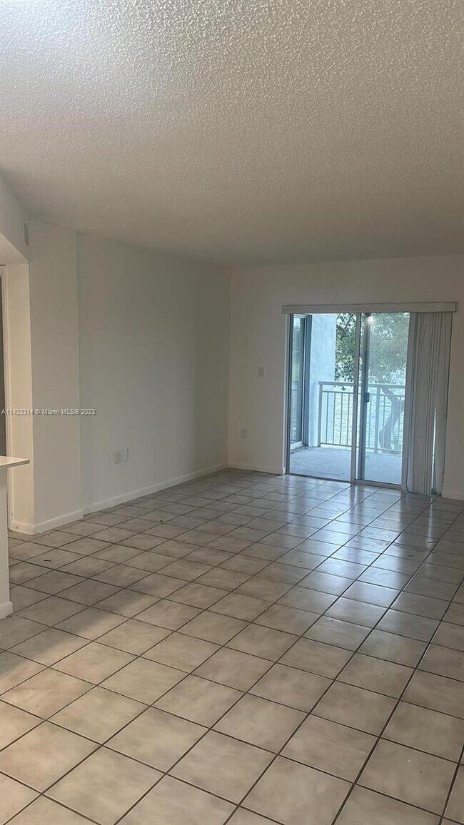 8640 SW 212th St Unit 206, Cutler Bay, FL 33189 Condo for Rent in