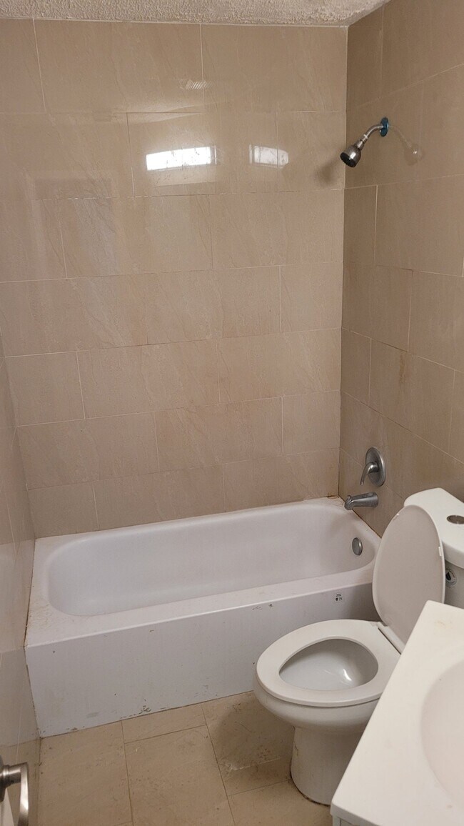 Foto del edificio - 11511 NW 36th St