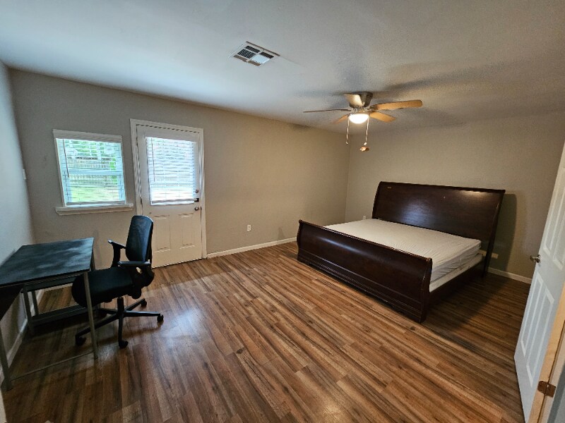 Foto principal - 19403 Youngtree Cir