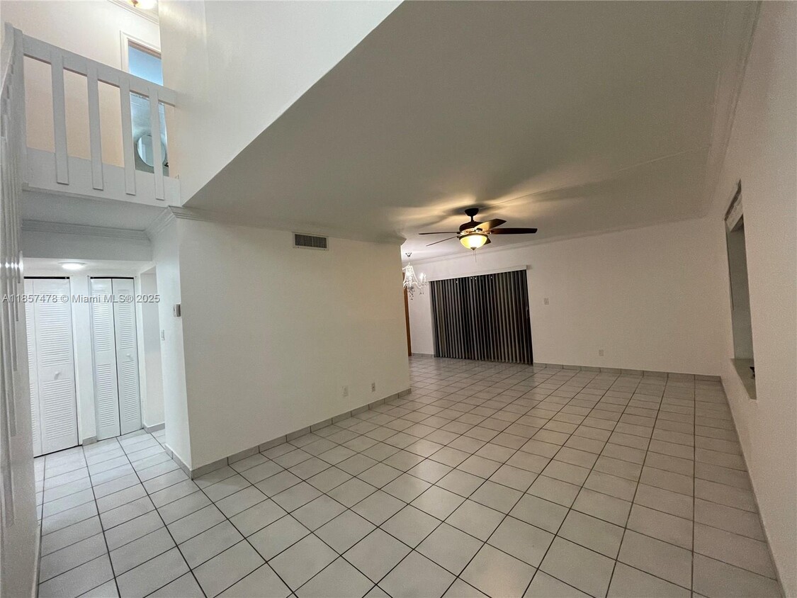 Foto del edificio - 10925 SW 113th Pl