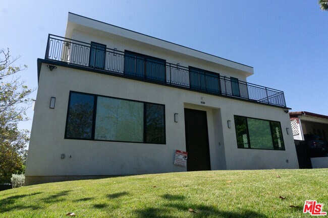 Foto del edificio - 10360 Ilona Ave