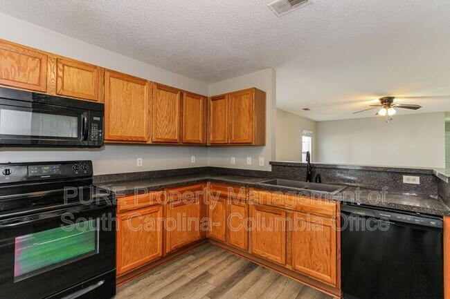Building Photo - 237 Arbor Falls Dr