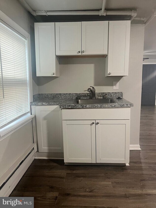 Foto principal - 600 N Rodney St