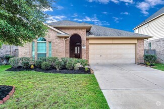 Building Photo - 27523 Huggins Crest Ct