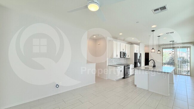 Foto del edificio - 1733 E Bridgeport Pkwy