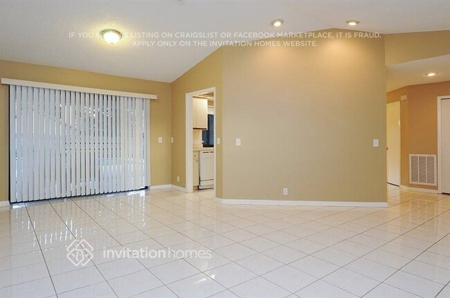 Foto del edificio - 5023 Orange Grove Way