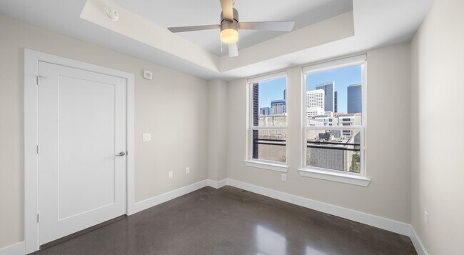 Foto del edificio - Stylish Apt, Sweet Deal – Up to 1 Month Free!