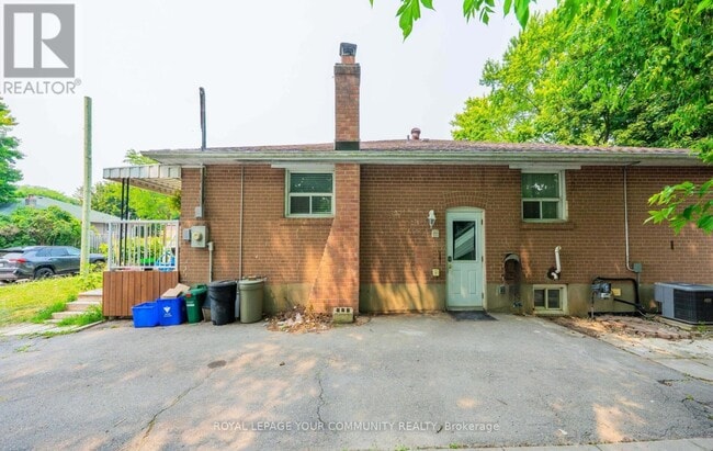 Building Photo - 53 Newbury Dr