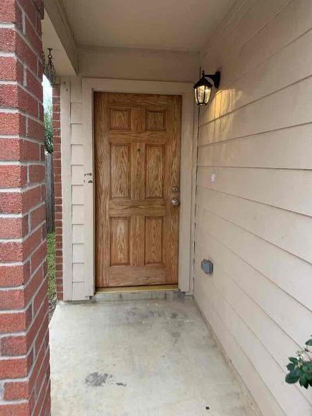 Building Photo - 17118 Carshalton Ct