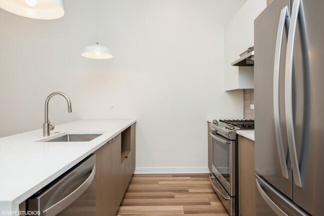Foto del edificio - 1553 N Wells St