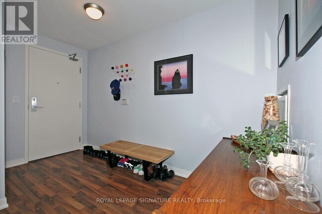 Photo du bâtiment - 150 E Liberty St