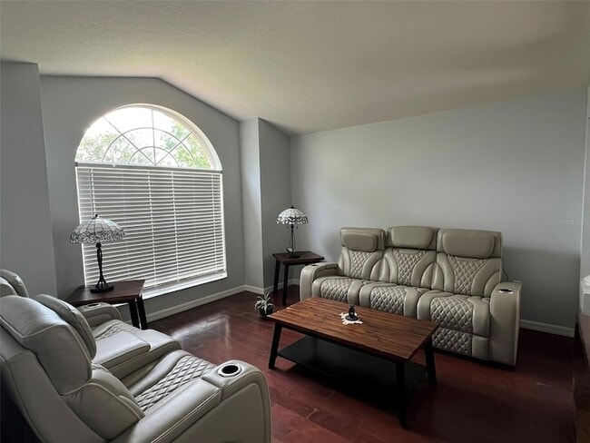 Building Photo - 923 Tramells Trail