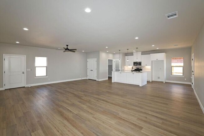 Building Photo - 4707 Scotty Dr