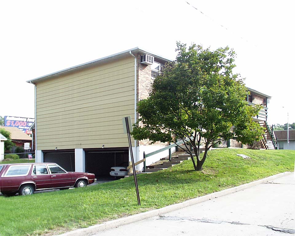 Alternate View 1 - 7700 W Main St
