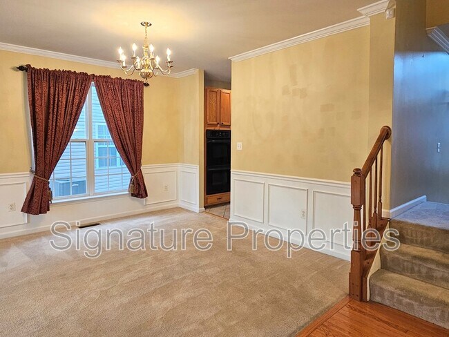 Foto del edificio - 9703 Inkwood Dr