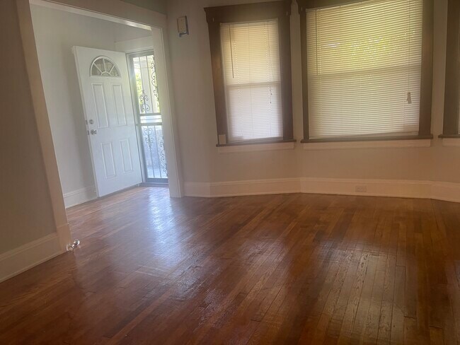 Foto del edificio - 9508 Pierpont Ave