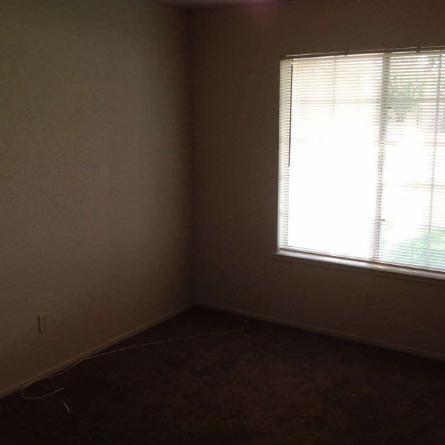 Building Photo - 813 Panoche Dr