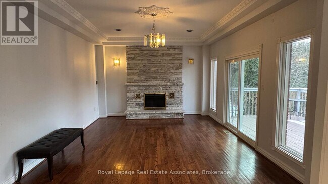 Photo du bâtiment - 2501 Mississauga Rd