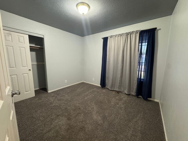 Building Photo - 435 Arvilla Ct