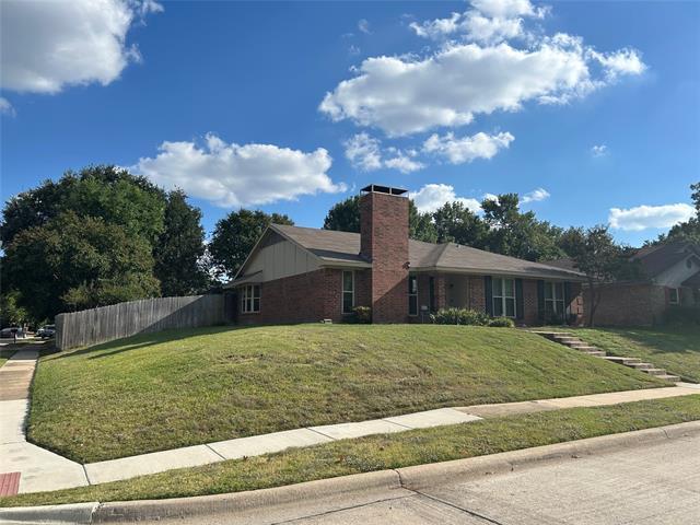 Foto del edificio - 2424 Oak Grove Dr