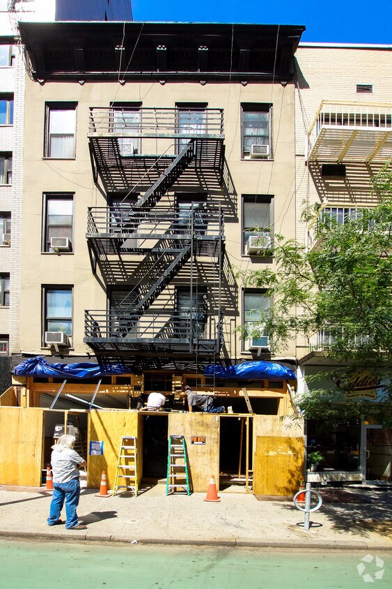 Building Photo - 1293 1st Ave