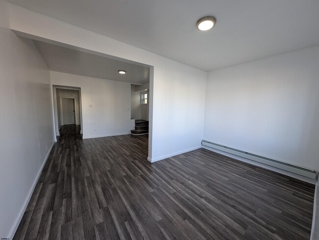 Building Photo - 712 Sewell Ave