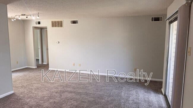 Building Photo - 6774 Enchanted Oak Pl