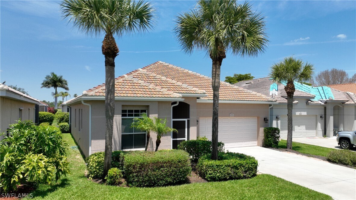 Primary Photo - 2162 Oxford Ridge Cir