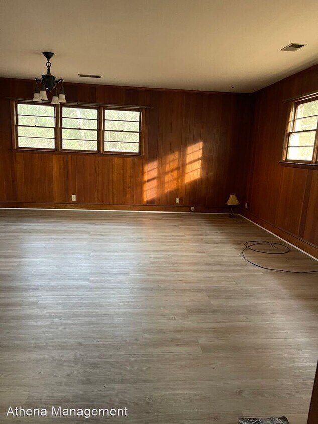 Building Photo - 3 br, 2 bath House - 126 Pine Valley Rd.
