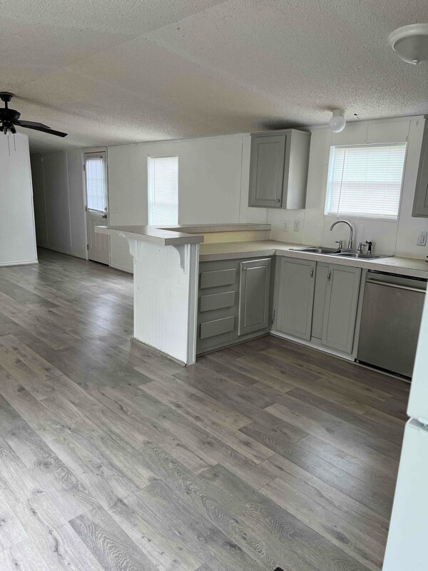 Foto del edificio - 11119 Juniper St
