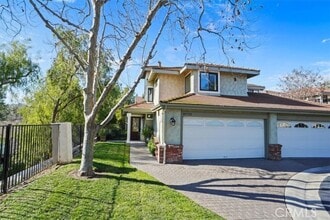 Building Photo - 29732 Strawberry Hill Dr