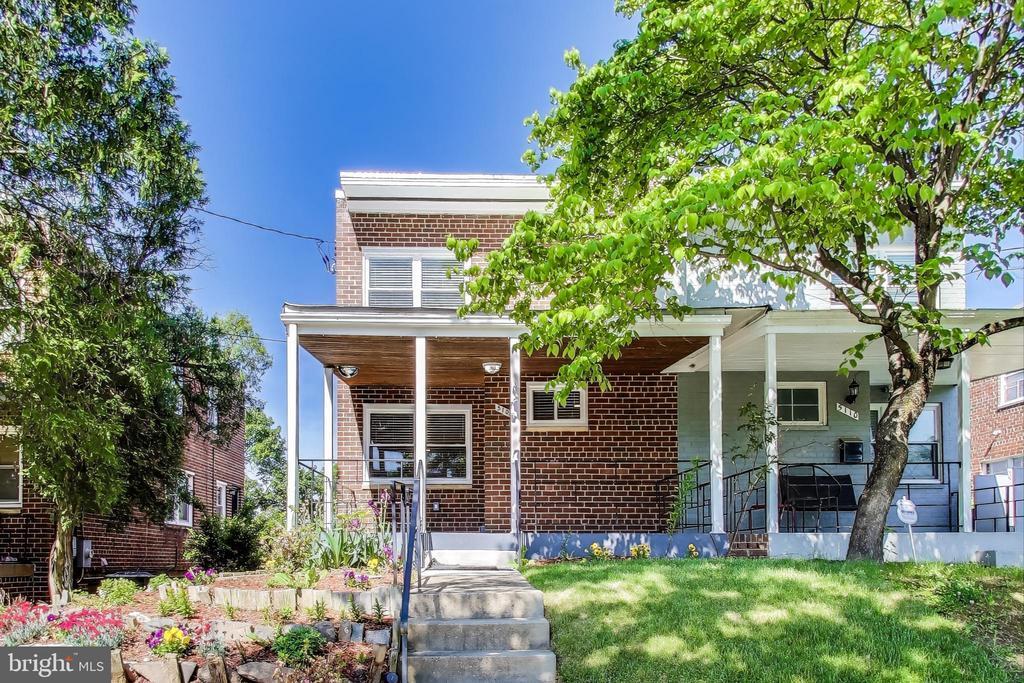 Foto principal - 5108 11th St NE