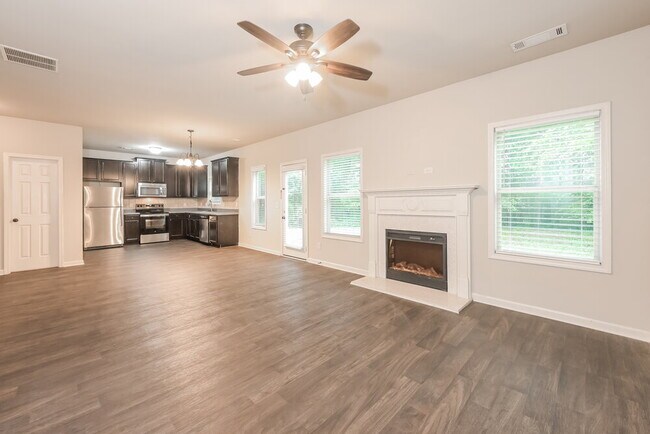 Foto del edificio - 1337 Avington Glen Way