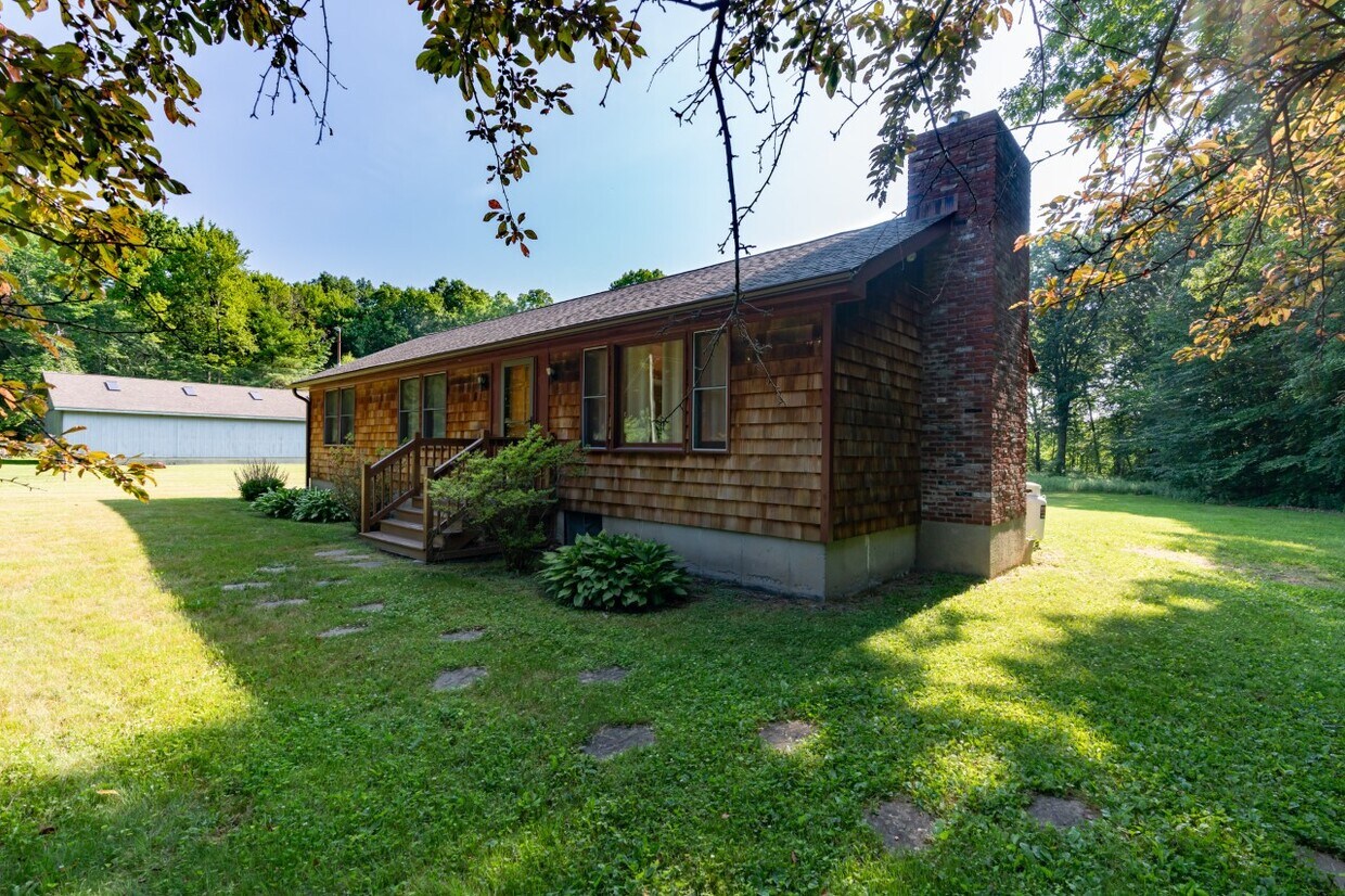 Ranch Home. Tranquil and Gorgeous. - 101 Jackson Ln