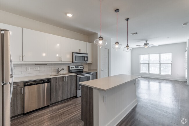 1 habitación, 1 baño, 771 pies cuadrados, cocina - Stacks on Main