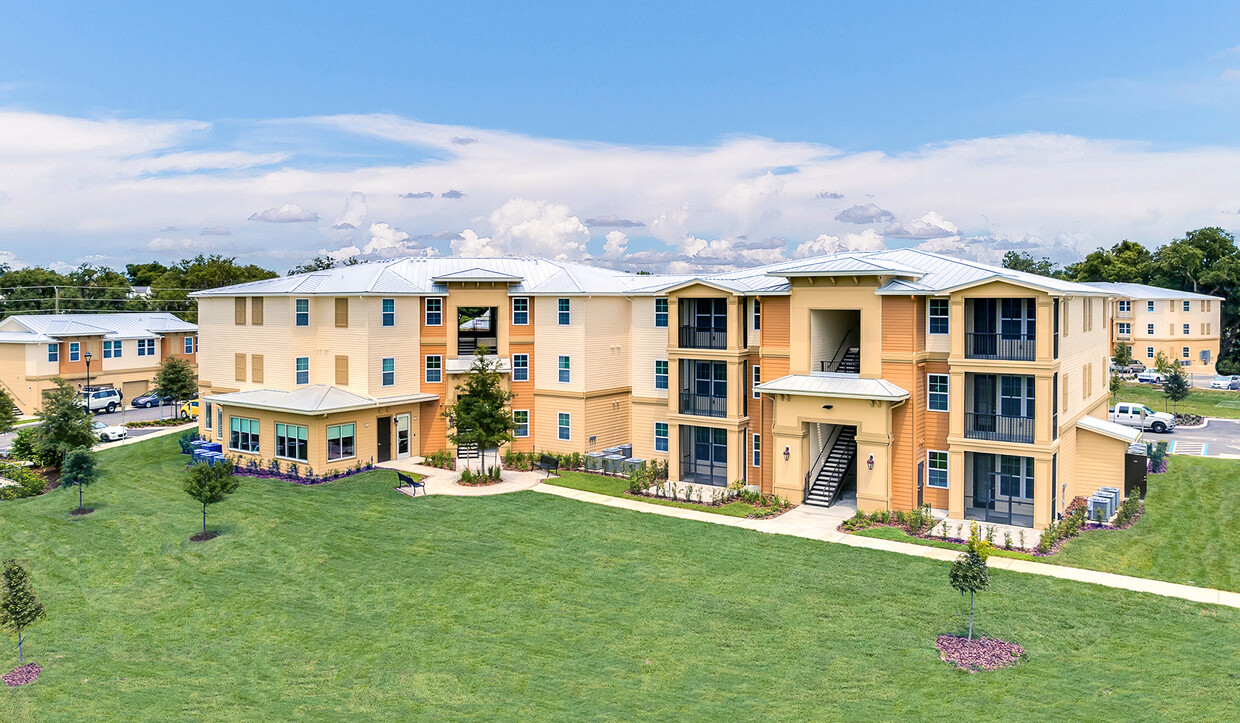 Edificio exterior - Wildwood Preserve Apartment Homes