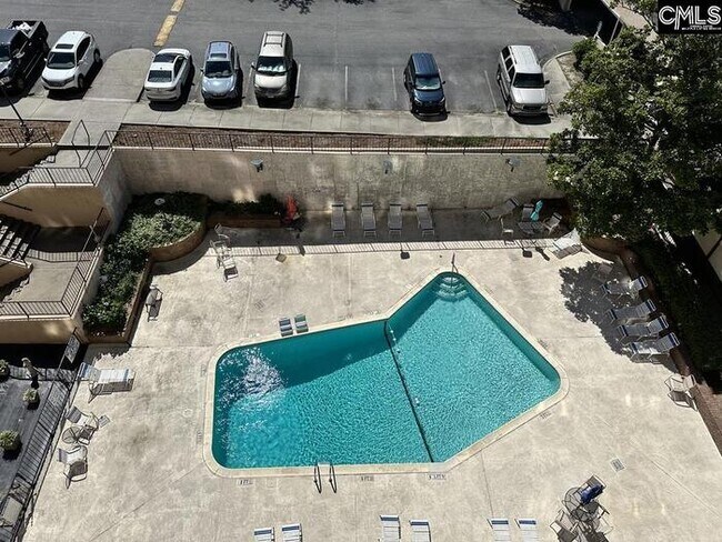 Foto del edificio - Furnished condo