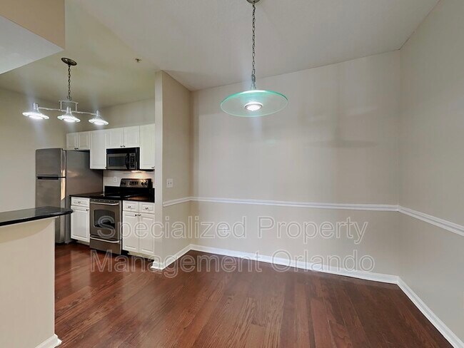 Building Photo - 14229 Falls Church Dr