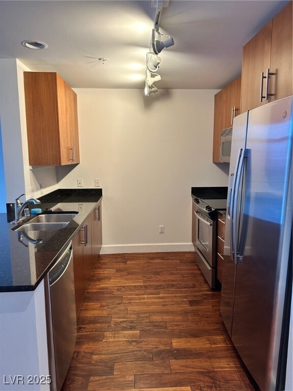 Building Photo - 200 W Sahara Ave