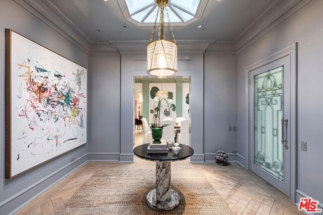 Foto del edificio - 2353 Bowmont Dr