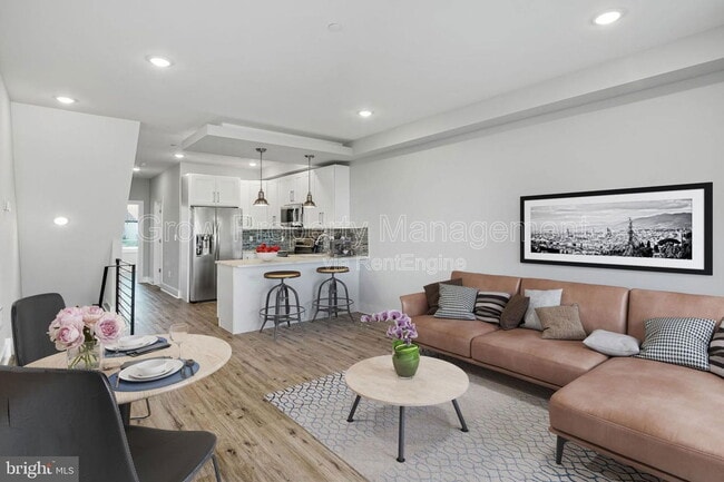 Photo - 1904 E York St Apartment