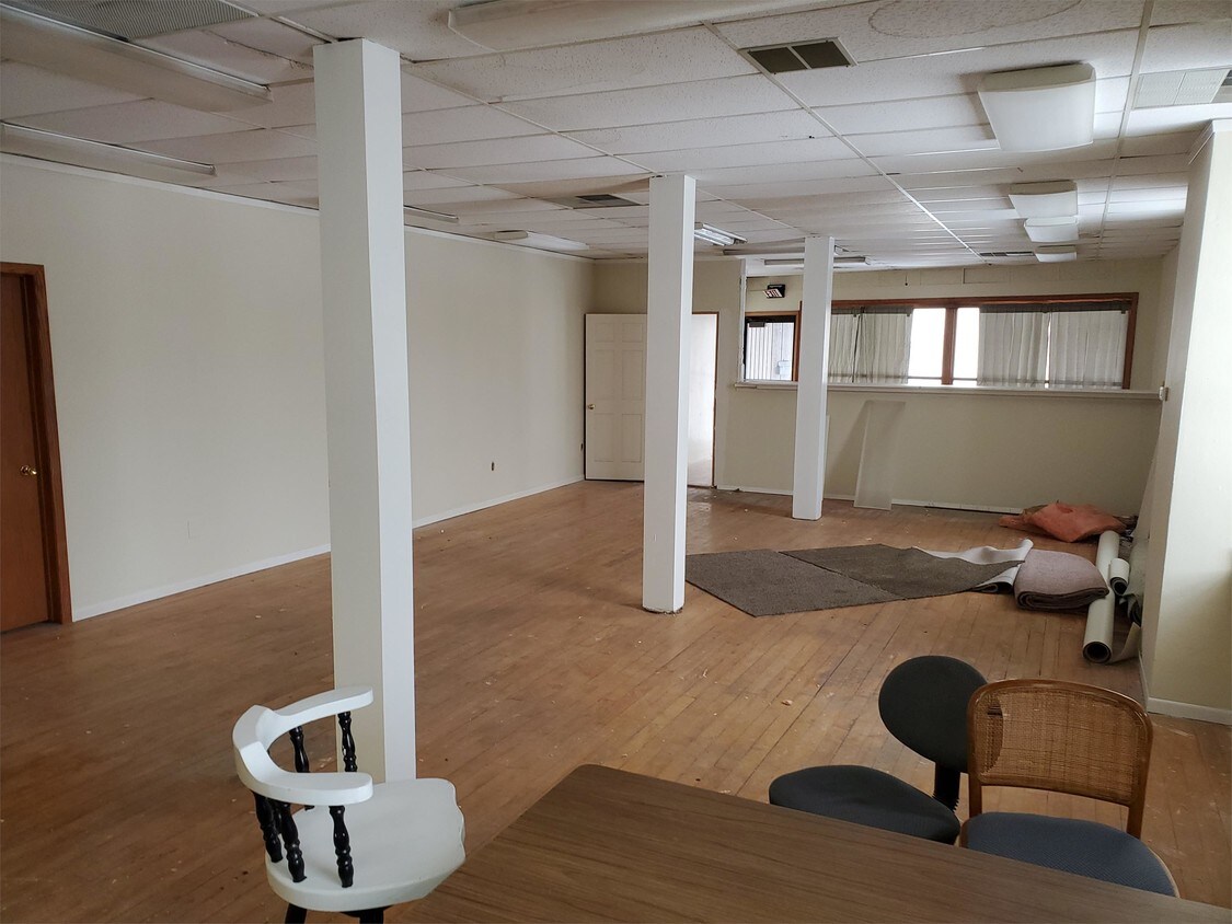 Building Photo - 13 Fond Du Lac St